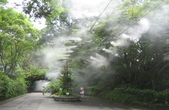 喷雾降温系统在公园的应用